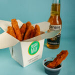 Stick crispy x6 con limon y salsa humo.