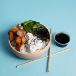 Chirashi de langostinos furai.